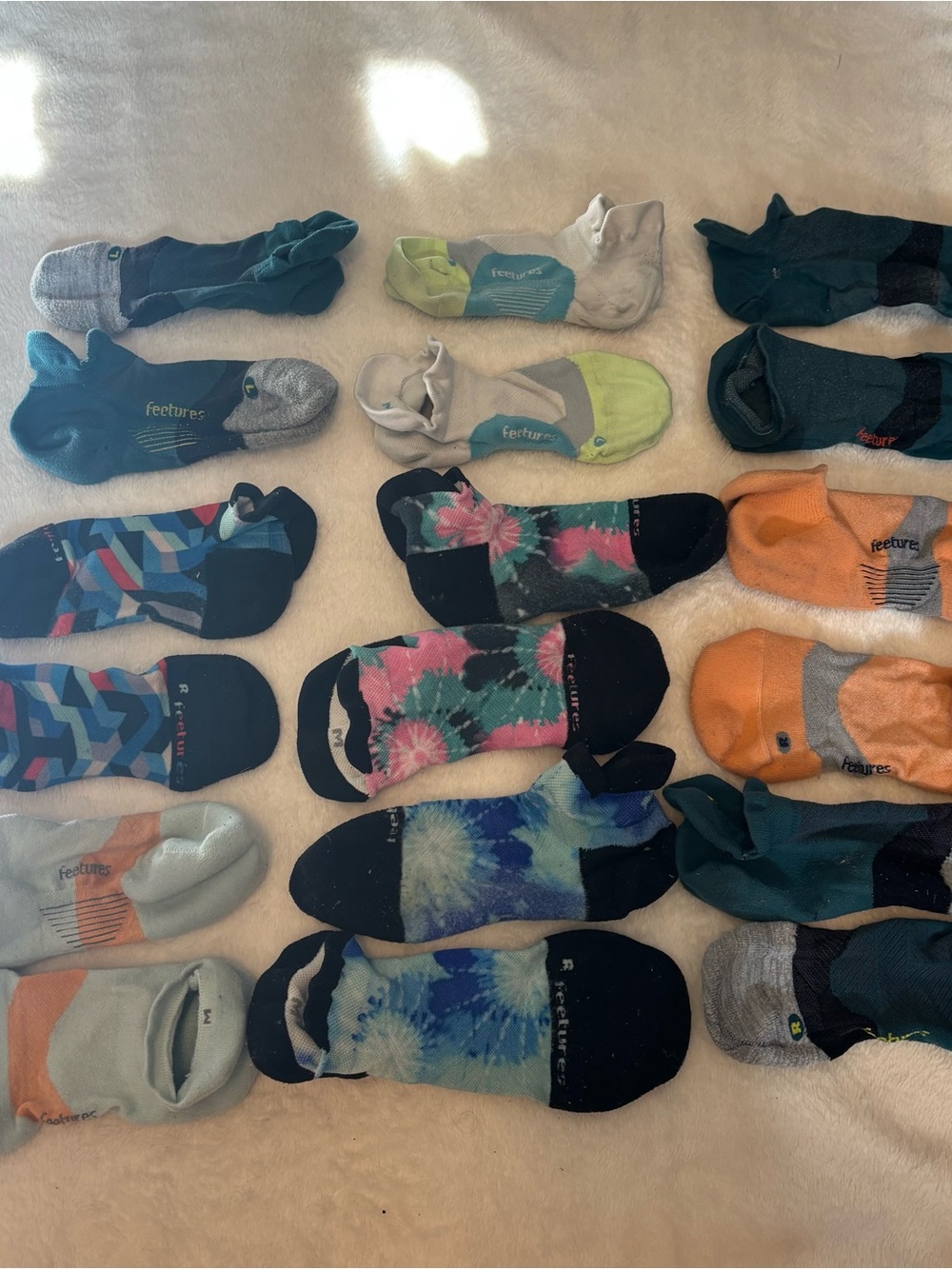 Feetures Socks (9 Pairs)